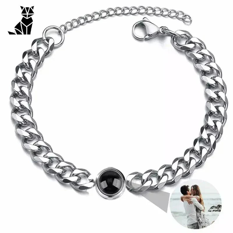 Bracelet en acier titane pour les moments spéciaux, comprenant un bracelet en argent avec la photo d’une femme