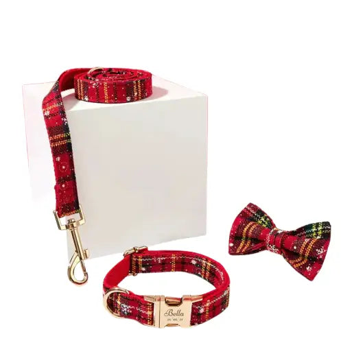 Collier pour chien festif - carreaux rouges et verts, carreaux rouges avec noeud papillon Transparent Background